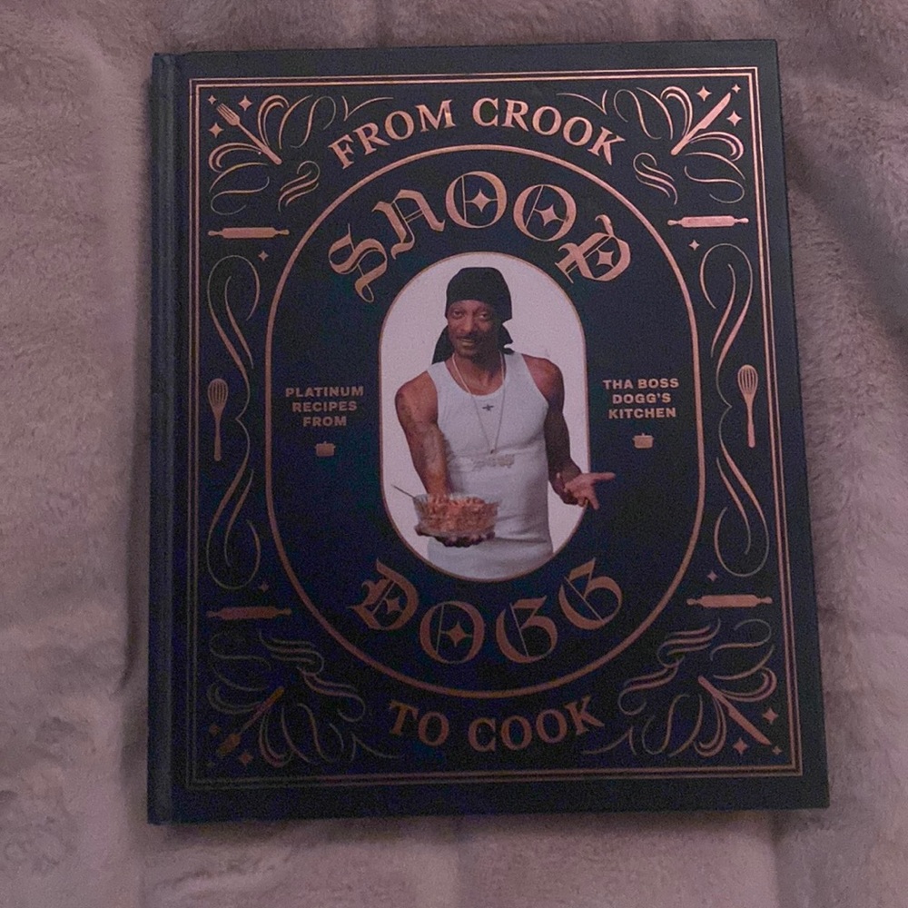 SNOOP DOGG cookbook.